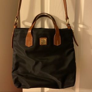 Dooney Bourke nylon bag in great condition.